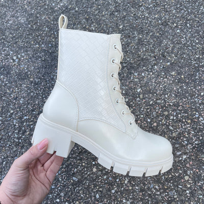 A-755 Beige Boots