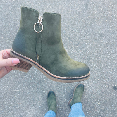 Nicey Green Boots