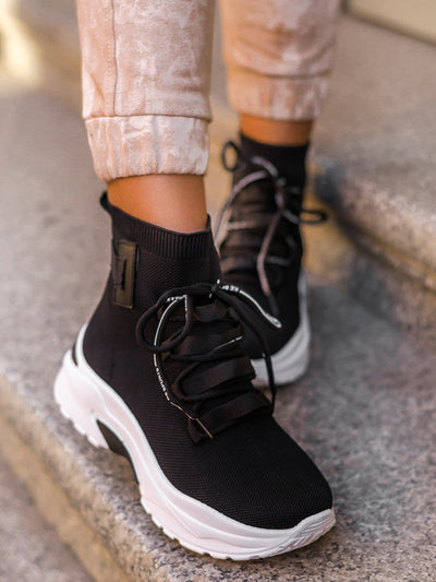 Nora Black Sneaker