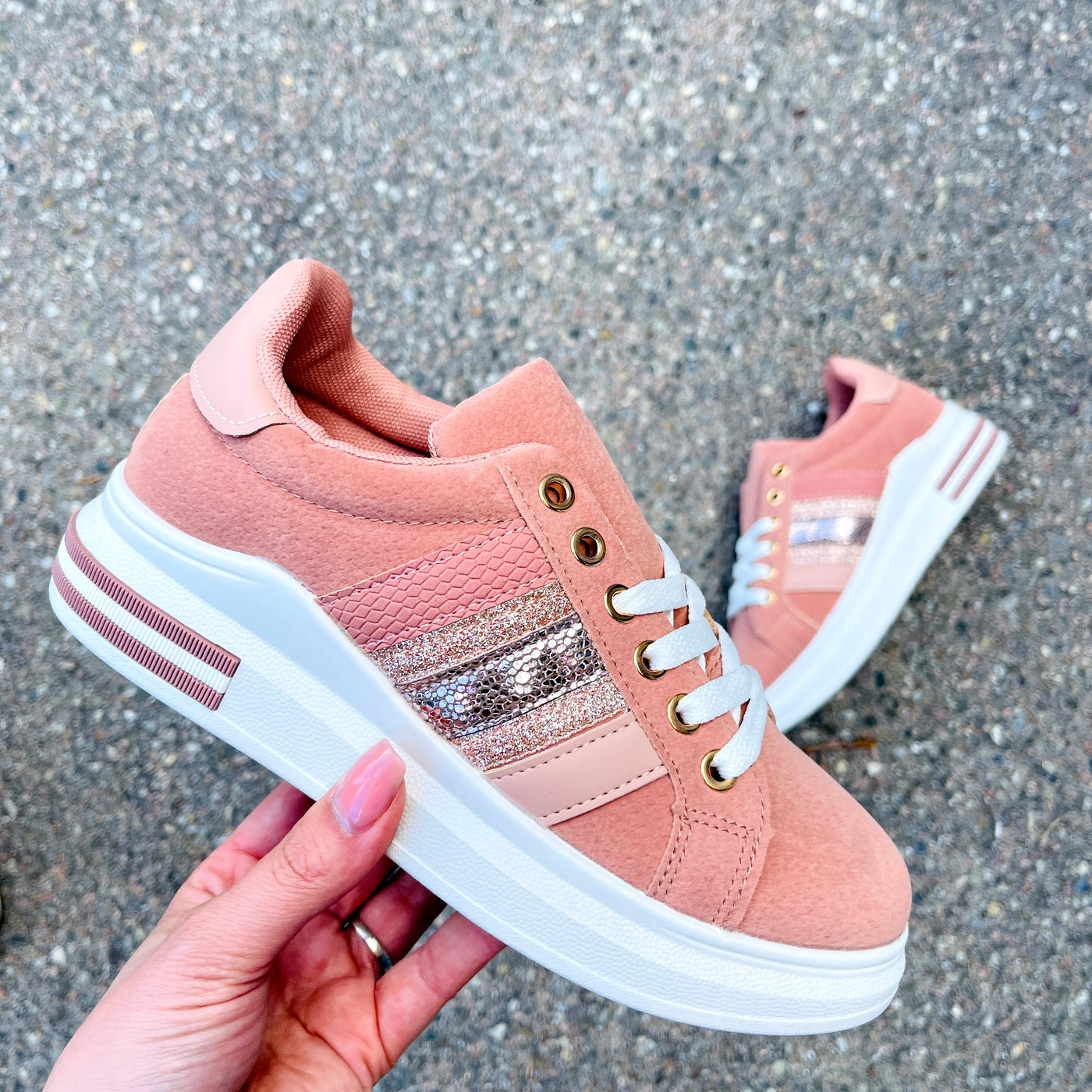 Paris Pink Sneaker